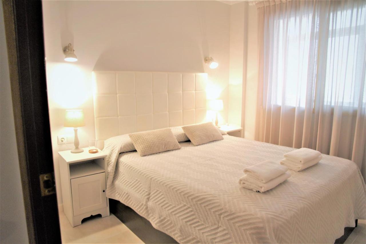 La Perla Apartment, Paradis Park, La Pineda - Atico 1ª Linea - Solarium - Wifi - Piscina Екстериор снимка